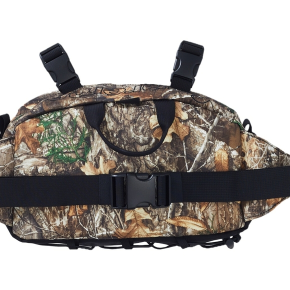 Supreme waist bag. Real tree camo Messenger Bags 